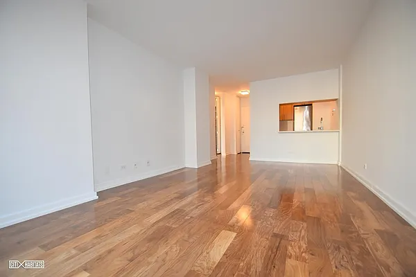 Rented by Citi Habitats | media 3