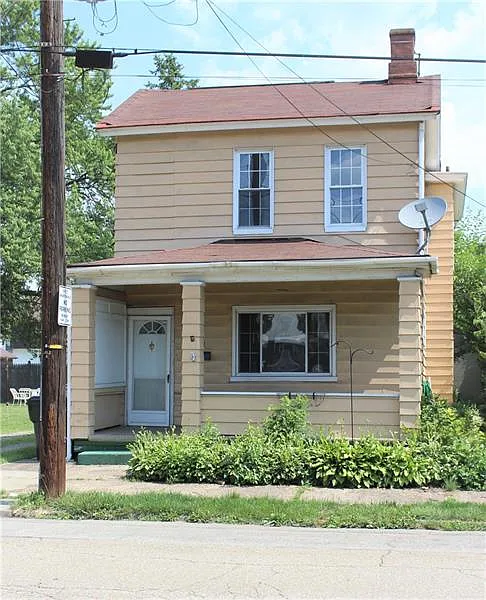 931 Washington Ave photo 1