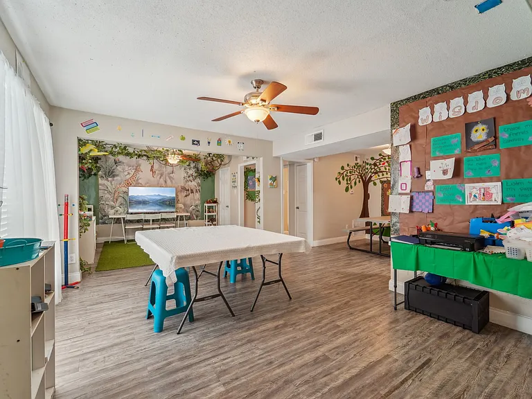 Kids Center