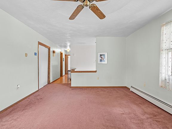 5th image of 602 Arnold Ave