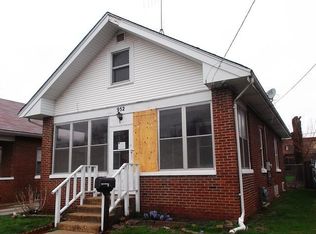 952 2nd Ave, Aurora, IL 60505