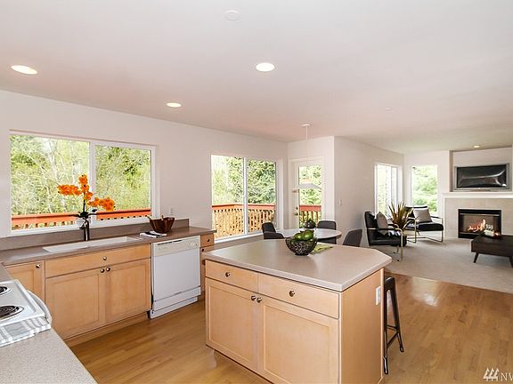 4th image of 14707 75th Ave NE
