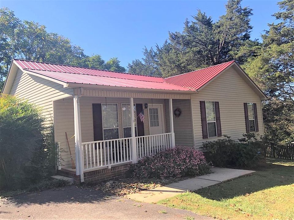 2nd image of 2911 Chitwood Cir