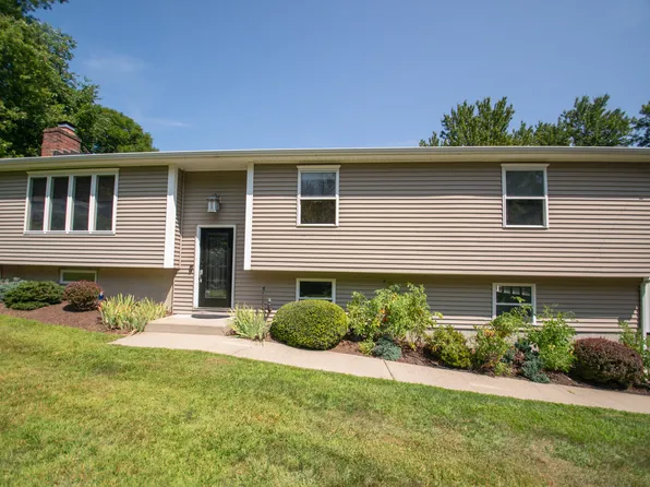 598 High Ridge Road, Orange, CT 06477