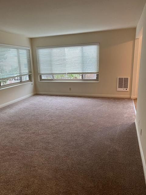 1st image of 3100 Vicente St #202
