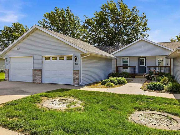 2nd image of 514 Iris Ave #514