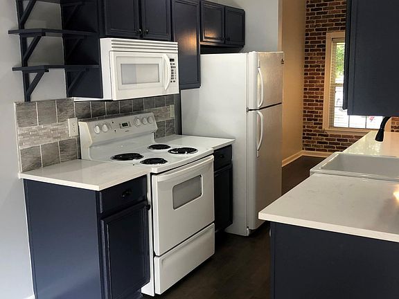 4th image of 1802 Masons Creek Cir