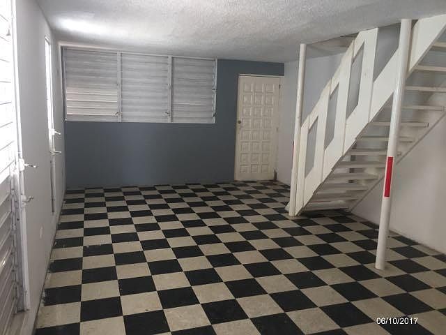2nd image of O12 Calle A