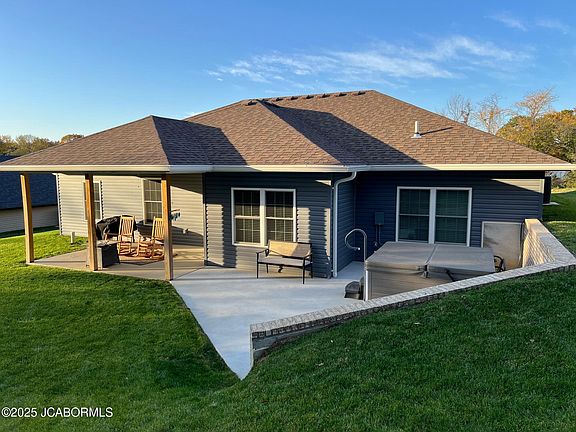 5th image of 5425 Thornridge Dr