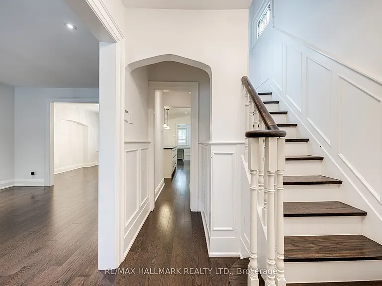 15 McNairn Ave — Photo 2