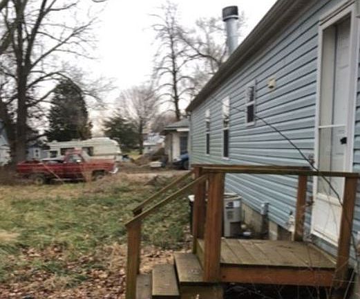 2nd image of 310 E State Road 58