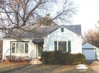 1421 Spring St, Grinnell, IA 50112