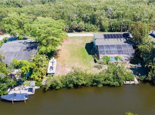 179 Cocohatchee St, Naples, FL 34110