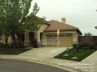 1400 Snapdragon Ln, Roseville, CA 95747
