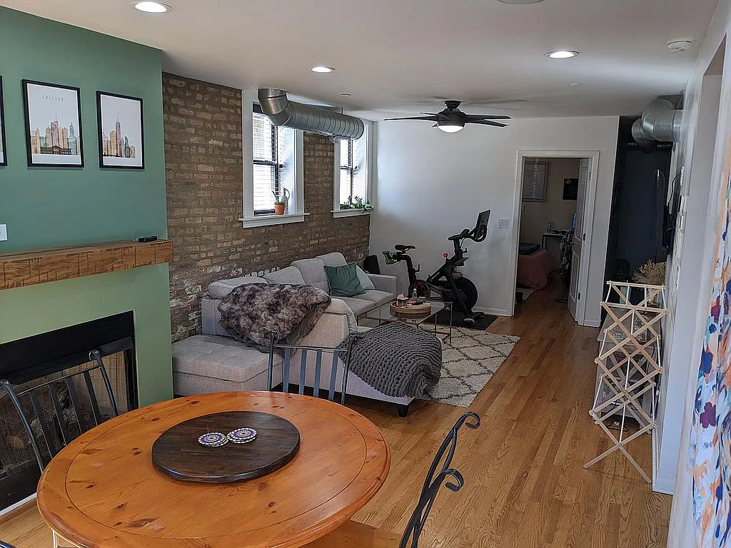2 bed, 1200 sqft, $2,700 — Photo 3