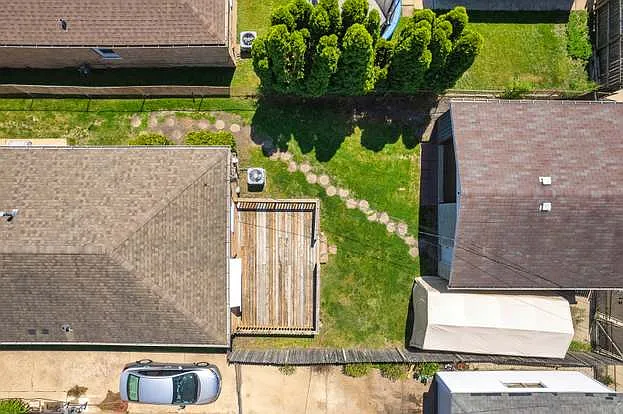 3228 Washington St — Photo 104