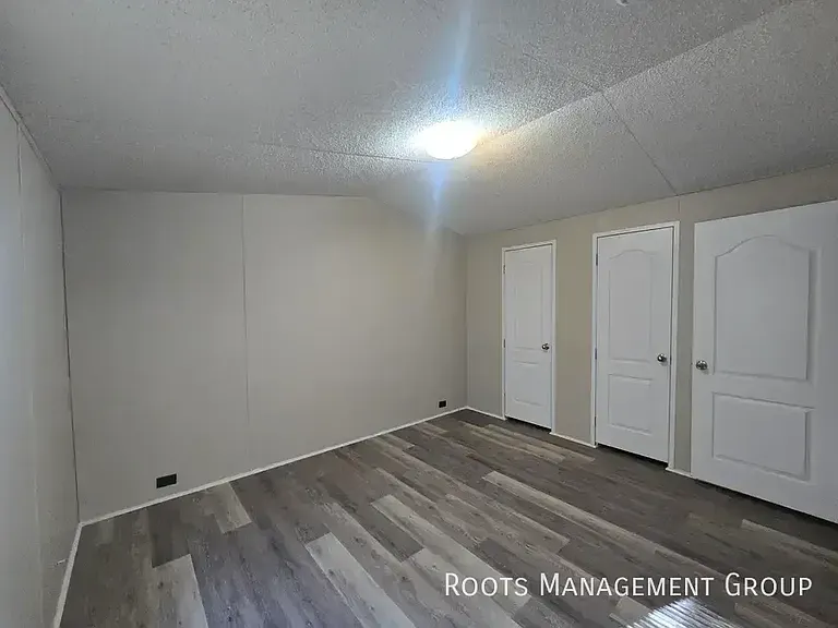 310 Hester Ave #230 — Photo 6
