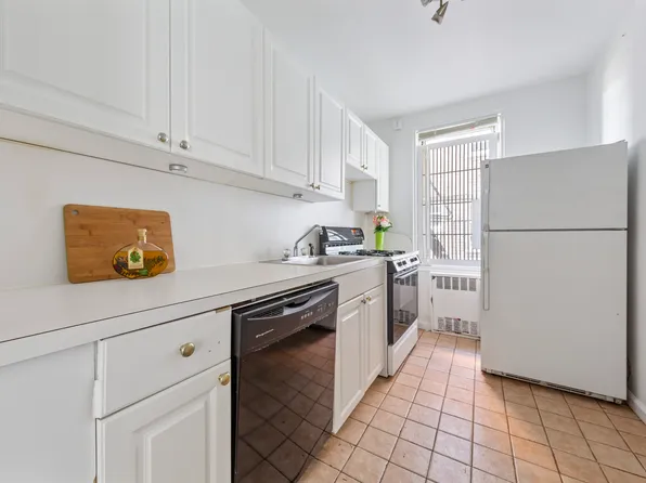 330 Haven Avenue image 6 of 10