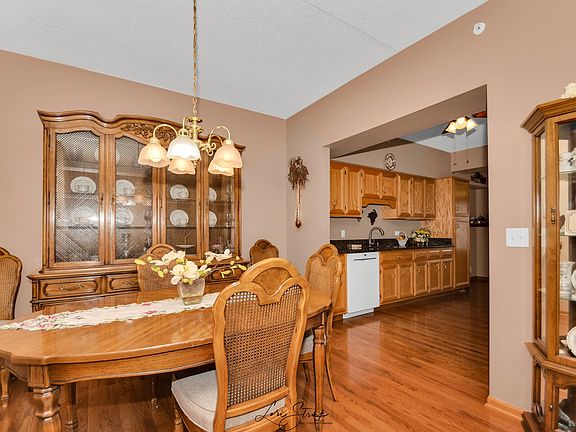 3rd image of 18520 Pine Lake Dr APT 2B