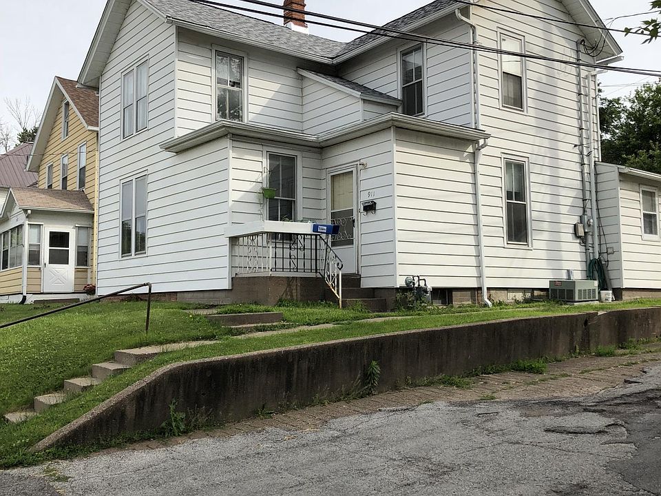 1st image of 911 Mulberry Ave