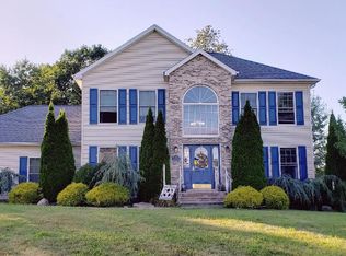 103 Mount Laurel Ln, Olyphant, PA 18447
