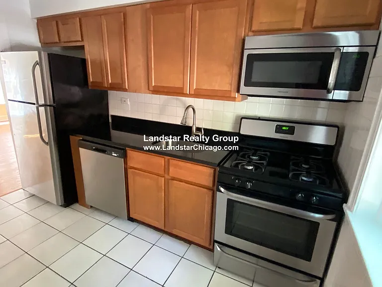 832 Reba Pl #1N — Photo 7