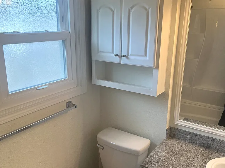 516 NW Forest St — Photo 24