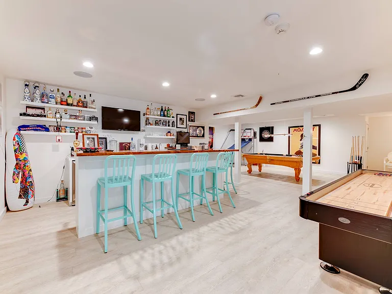 14 Lincoln St — Photo 13