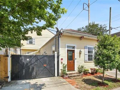 601 Austerlitz St, New Orleans, LA, 70115