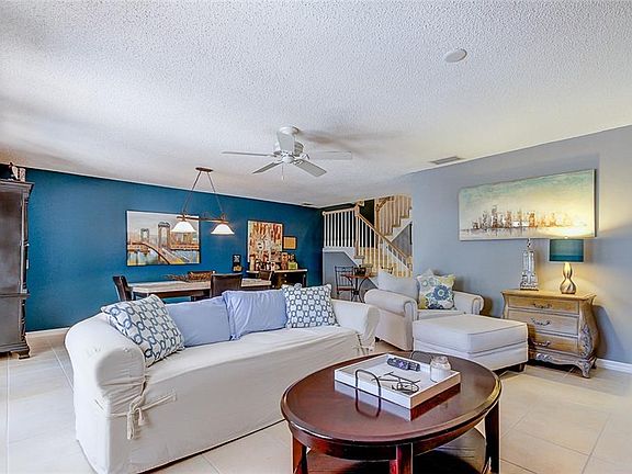 4th image of 2561 W Brook Ln