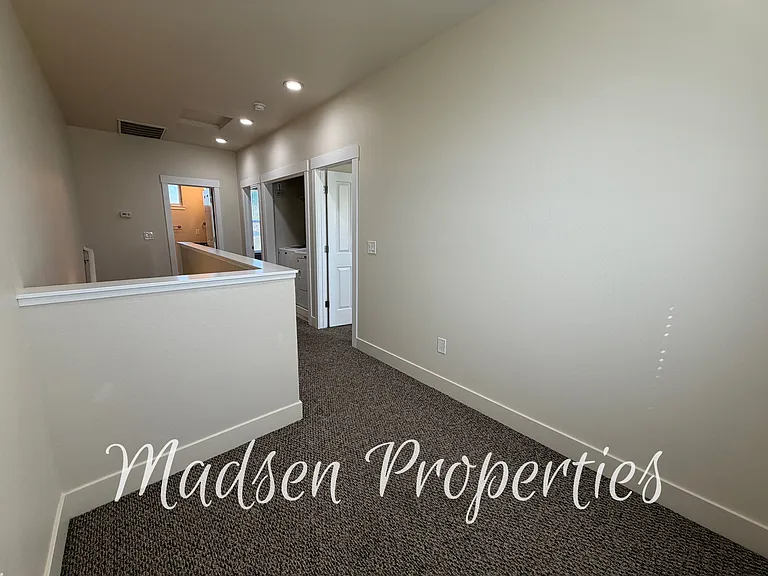 2188 Nord Ave — Photo 18