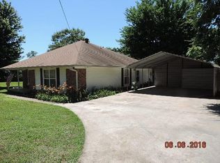 215 Carbon Plant Rd, Altus, AR 72821