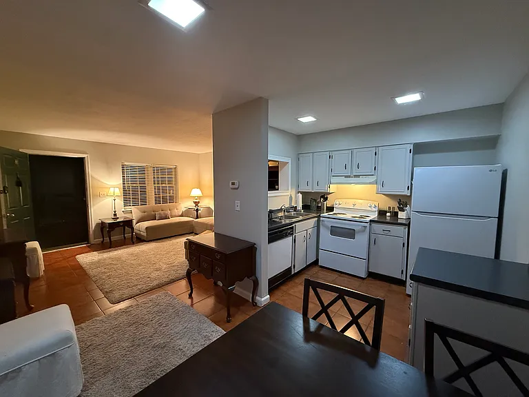 3101 Colonial Way #M — Photo 11