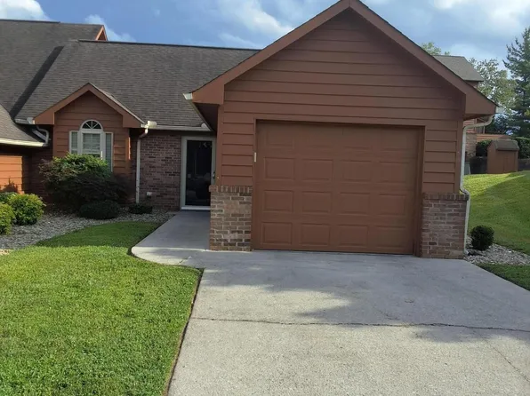 1317 Secretariat Dr, Morristown, TN 37814