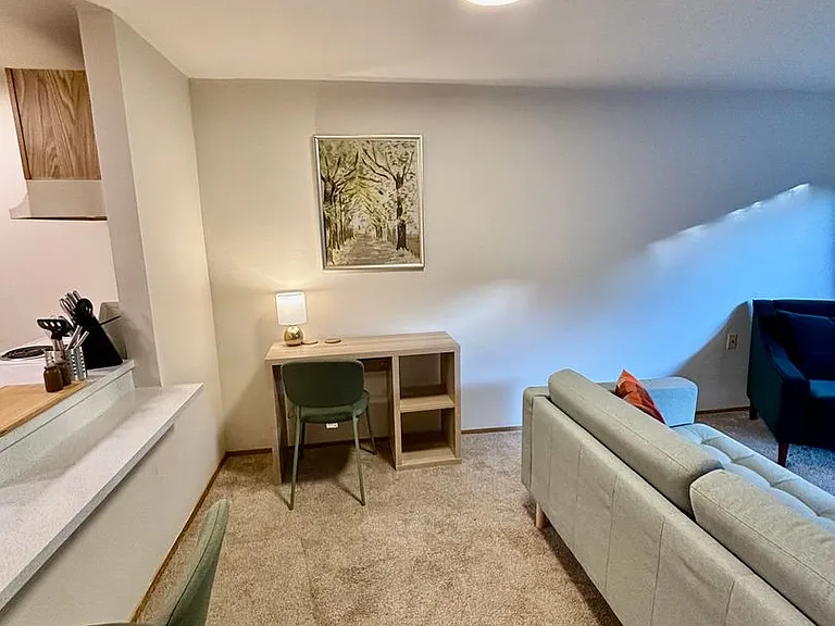 Kelly Anne Apartments — Photo 51