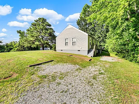 1 bed, 1075 sqft, $1,100 — Photo 2