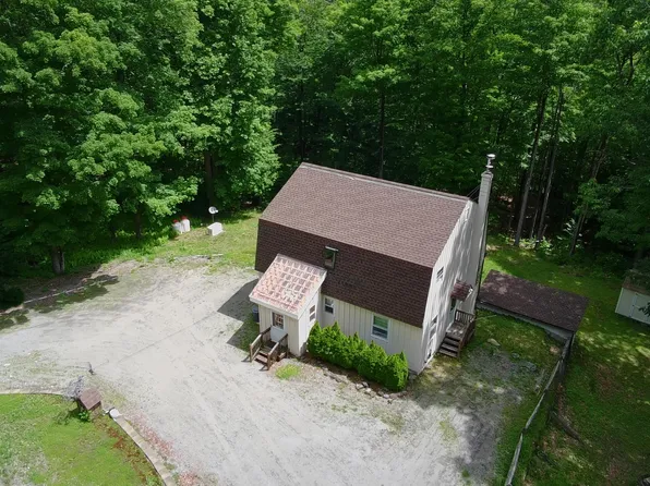 160 Antler Lake Rd, Wevertown, NY 12886