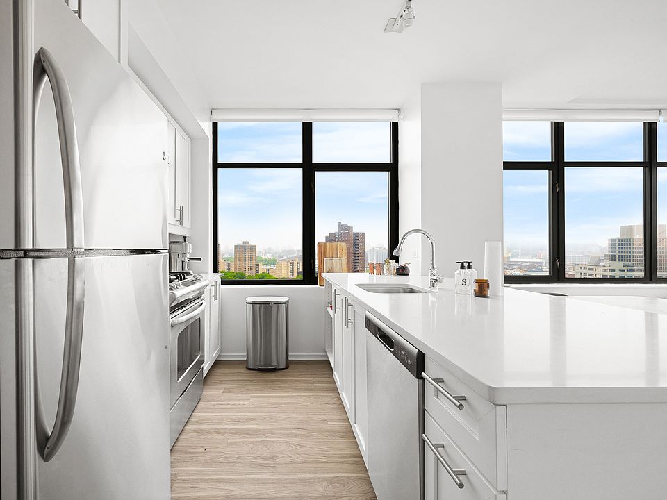 1st image of 424 Bedford Ave APT 19A