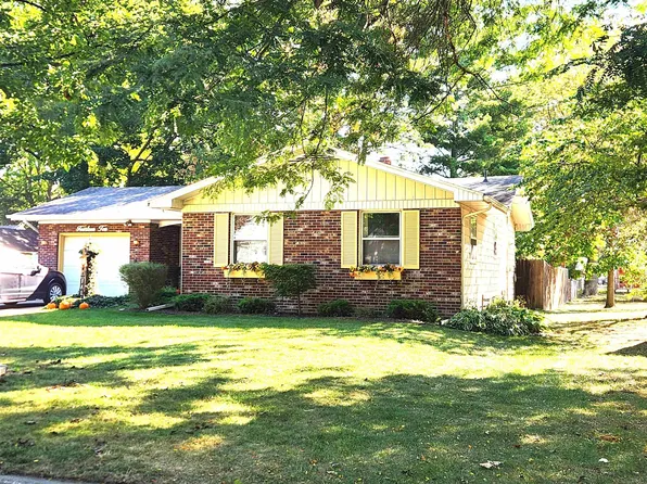 1410 Helen St, Bay City, MI 48708