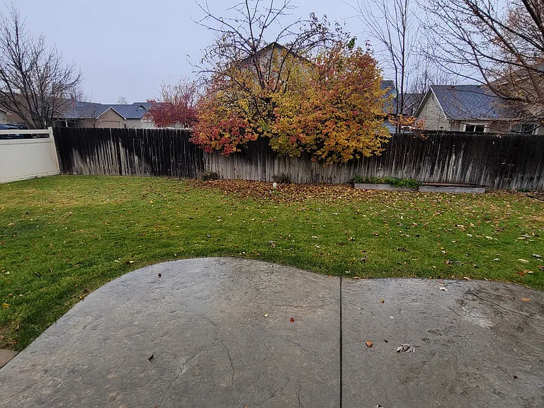 3663 N Buckstone Ave — Photo 30
