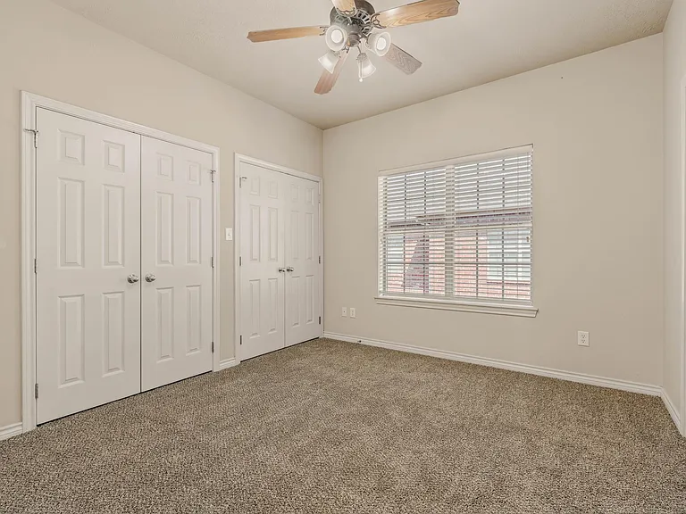 304 Forest Dr — Photo 13