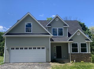 98 Electric St, Clarks Summit, PA 18411