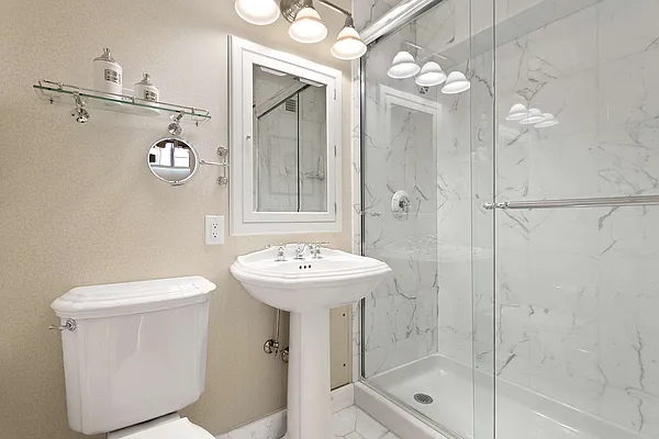 Sold by Compass | media 5