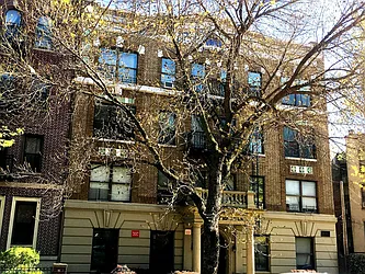 427 Saint John&#39;s Place in Prospect Heights