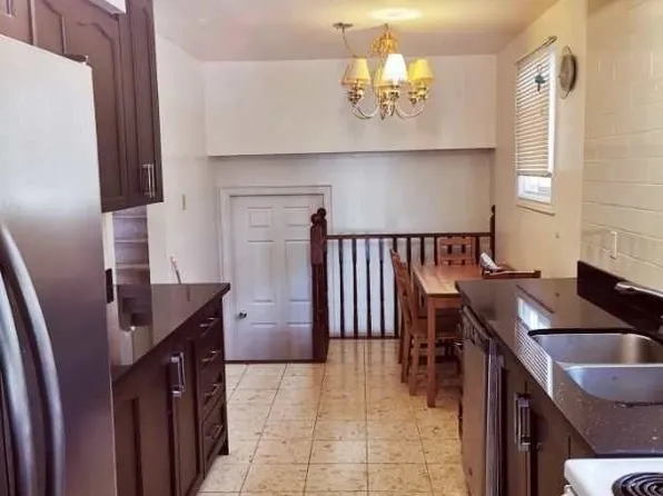 62 Mentor Blvd, Toronto, ON M2H 2N1