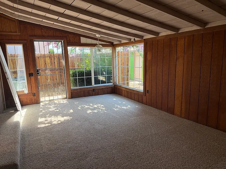 508 Poplar St — Photo 9