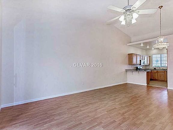 5th image of 4871 Cliff Crest St