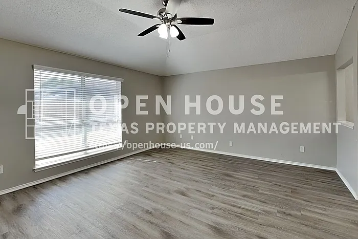 8809 Limestone Dr — Photo 5
