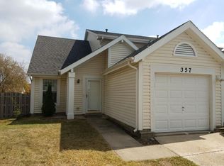 357 Aspen Ct, Carol Stream, IL 60188