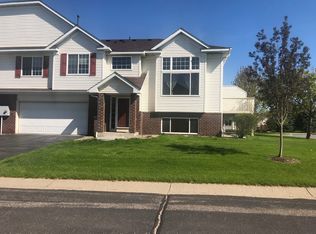15643 Chestnut Way, Rosemount, MN 55068